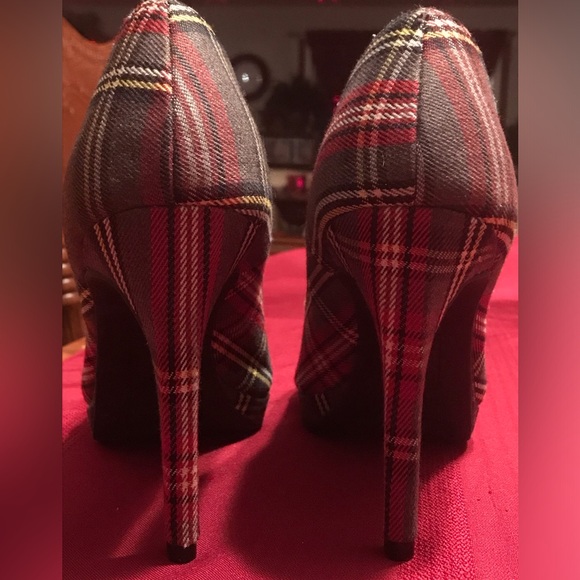 Plaid Fiona Pumps High Heels size 8.5 Plaid Purse Red Black White - Picture 6 of 13